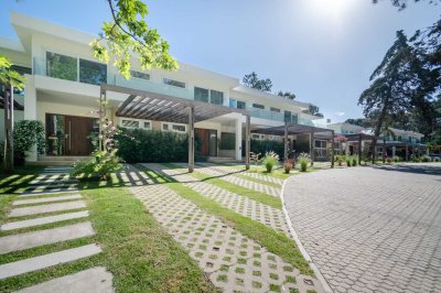 Casa en venta en Solanas Country 