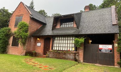 Casa en venta con piscina climatizada en Rincon del Indio, Punta del Este.
