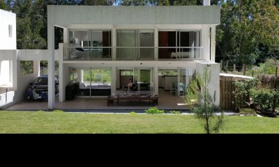Casa minimalista en Rincón del Indio