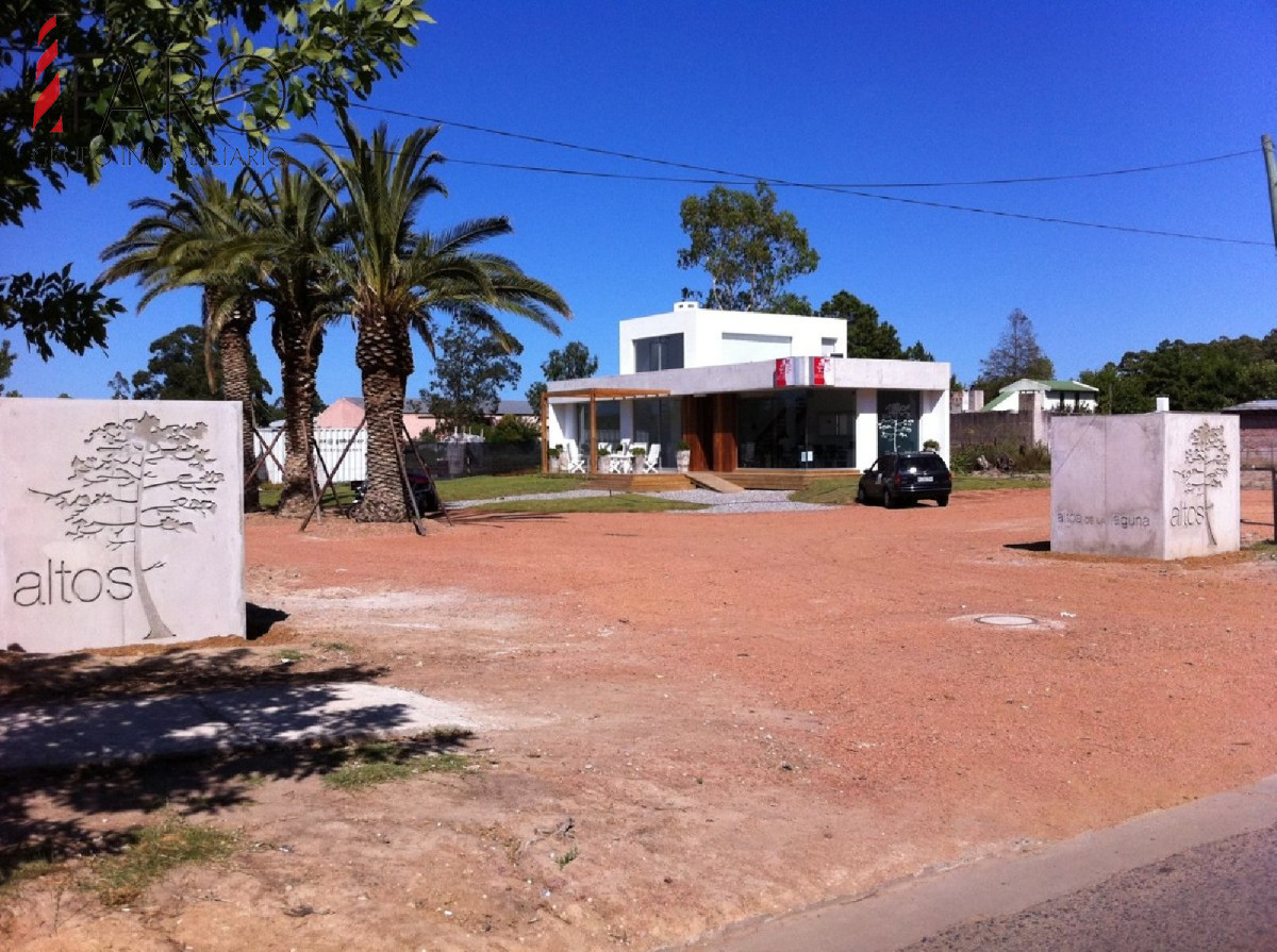 Altos de la Laguna - GoPunta - Portal Inmobiliario de Punta del Este - Maldonado