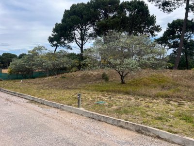 Lote en venta en Acres de Solanas.