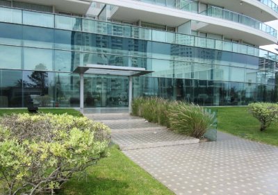 Apartamento en la Mansa 3 dormitorios con parrillero y garage - FAR32652A