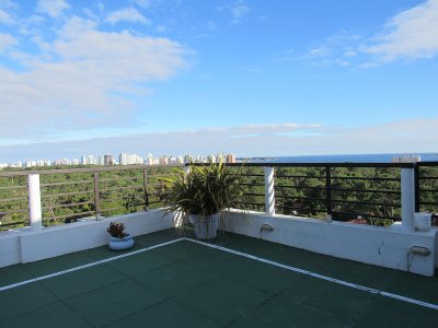 Apartamento en Venta en Roosevelt 2 dormitorios con balcón cerrado y garage - FAR36612A