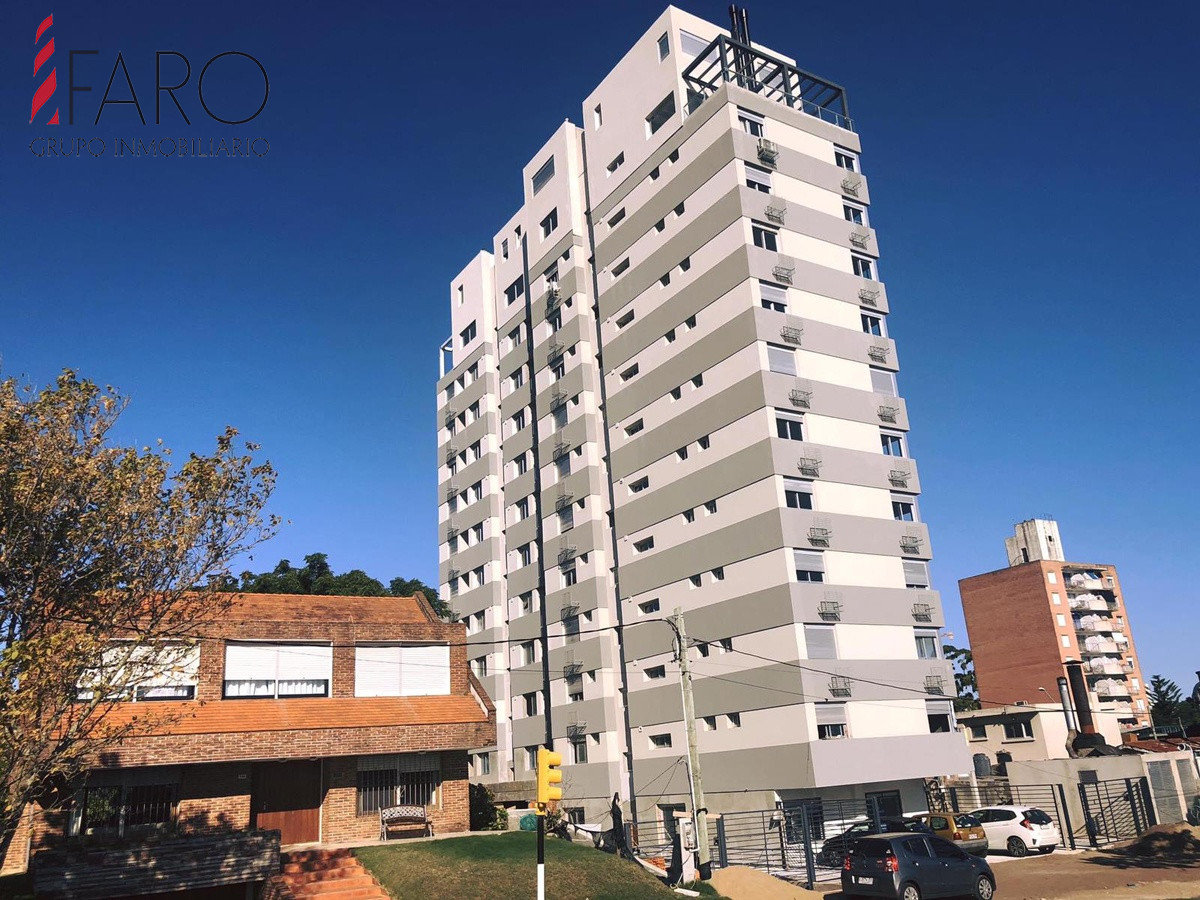 Apartamento 2 dormitorios en Maldonado ideal para renta - FAR38198A