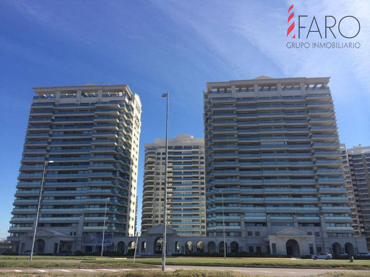 Apartamento en Brava 4 dormitorios 4 baños, garage - FAR33175A