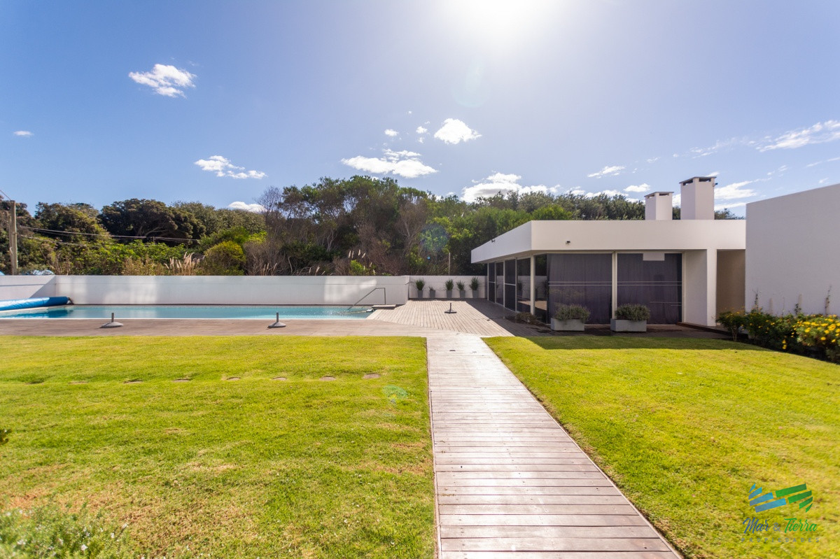 Apartamento ID.5128 - Penthouse duplex 4 dormitorios Playa Brava - Punta del Este