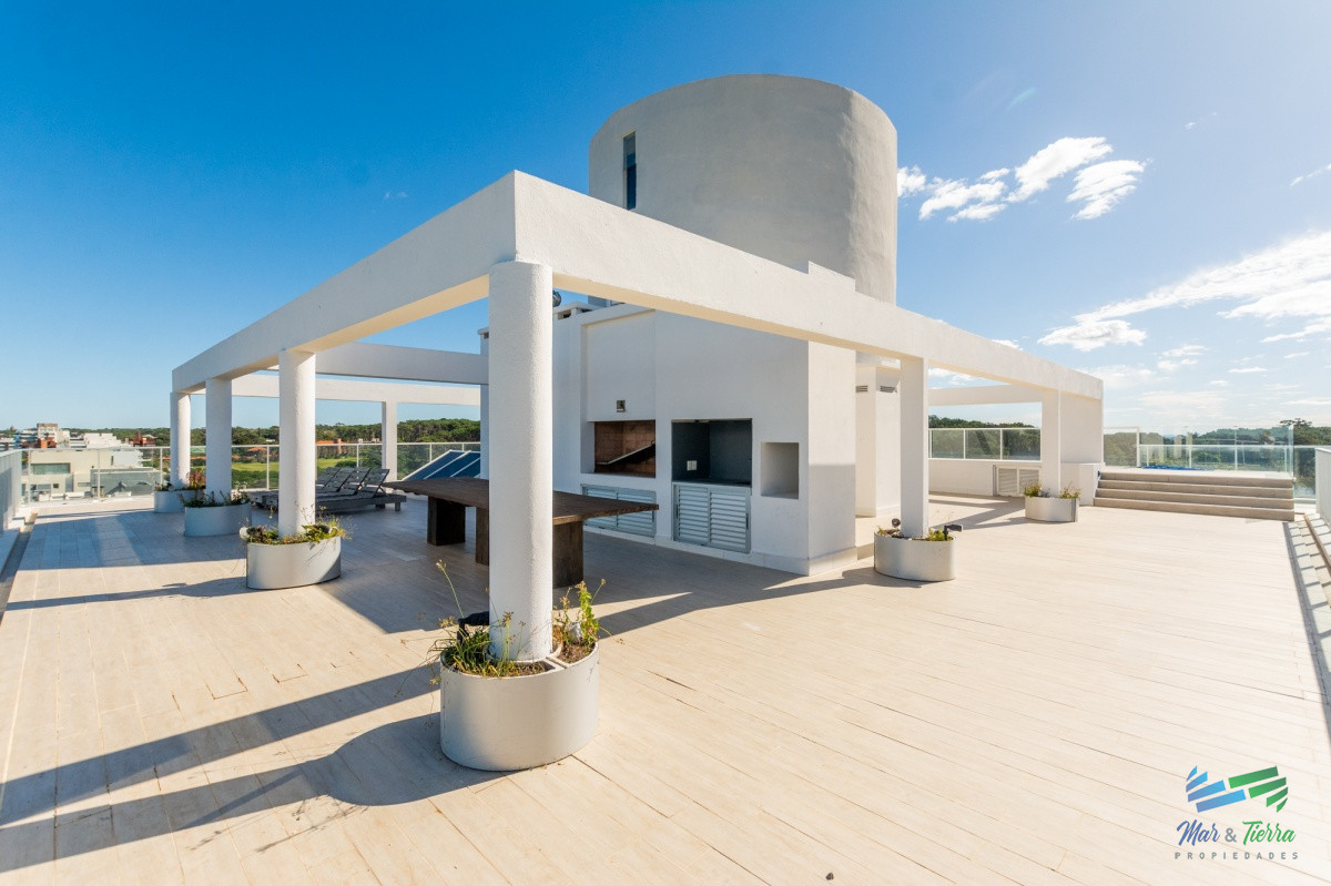 Apartamento ID.5128 - Penthouse duplex 4 dormitorios Playa Brava - Punta del Este