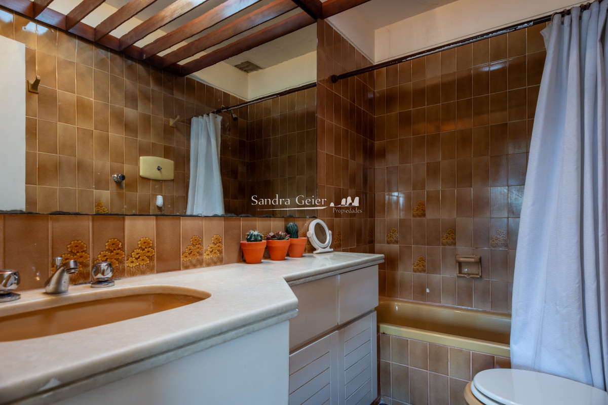 Apartamento ID.2764 - 3 dormitorios playa mansa cerca del mar