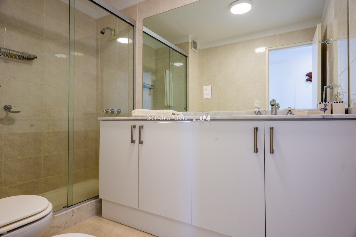 Apartamento ID.2142 - VENTA APARTAMENTO 3 DORMITORIOS ROOSEVELT PUNTA DEL ESTE
