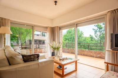 Apartamento ID.2764 - 3 dormitorios playa mansa cerca del mar