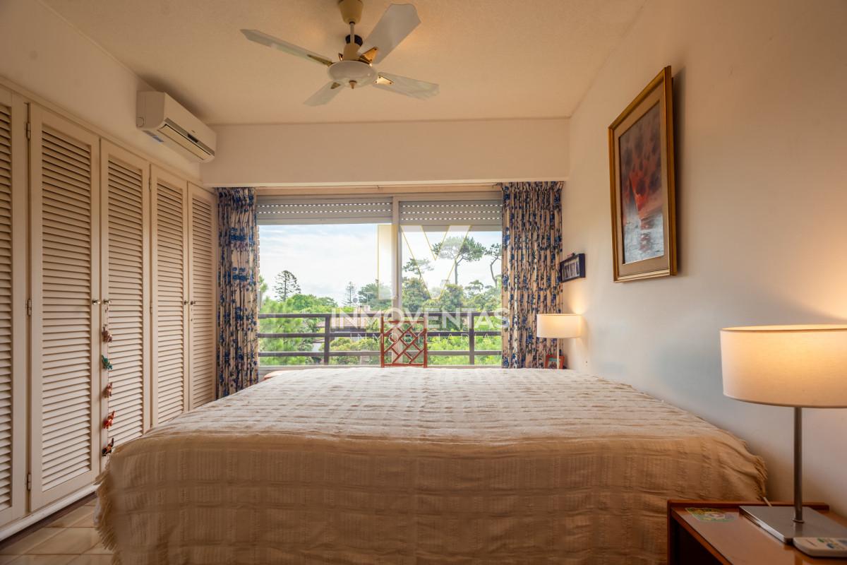 Apartamento ID.4619 - 3 dormitorios playa mansa cerca del mar