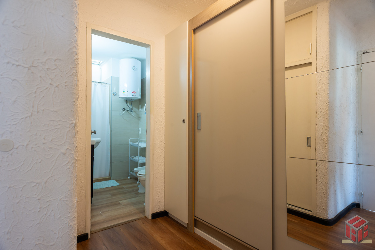 Apartamento ID.8985 - 1 dormitorio con vista al mar playa mansa, PRIMERA LINEA