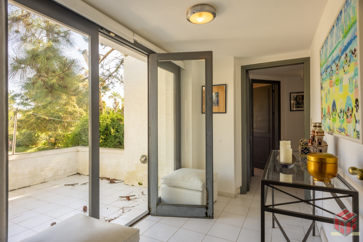 Casa ID.8780 - casa con piscina 5 dormitorios en suite, escritorio jardin amplio