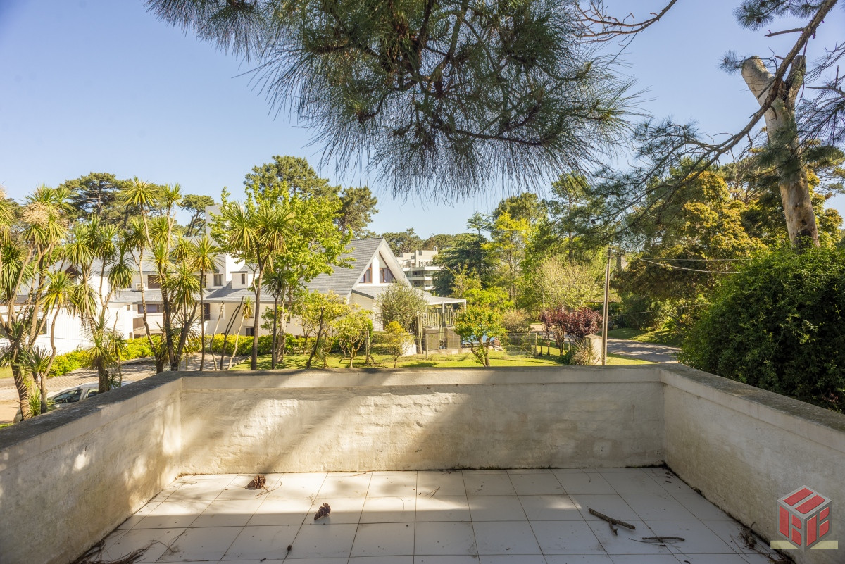 Casa ID.8780 - casa con piscina 5 dormitorios en suite, escritorio jardin amplio