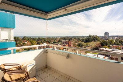 Apartamento en Roosevelt, 3 dormitorios, vista al mar, garage
