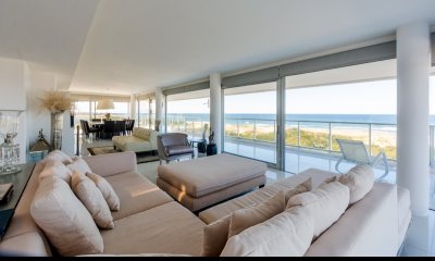 Penthouse dúplex de 4 dormitorios frente al Océano