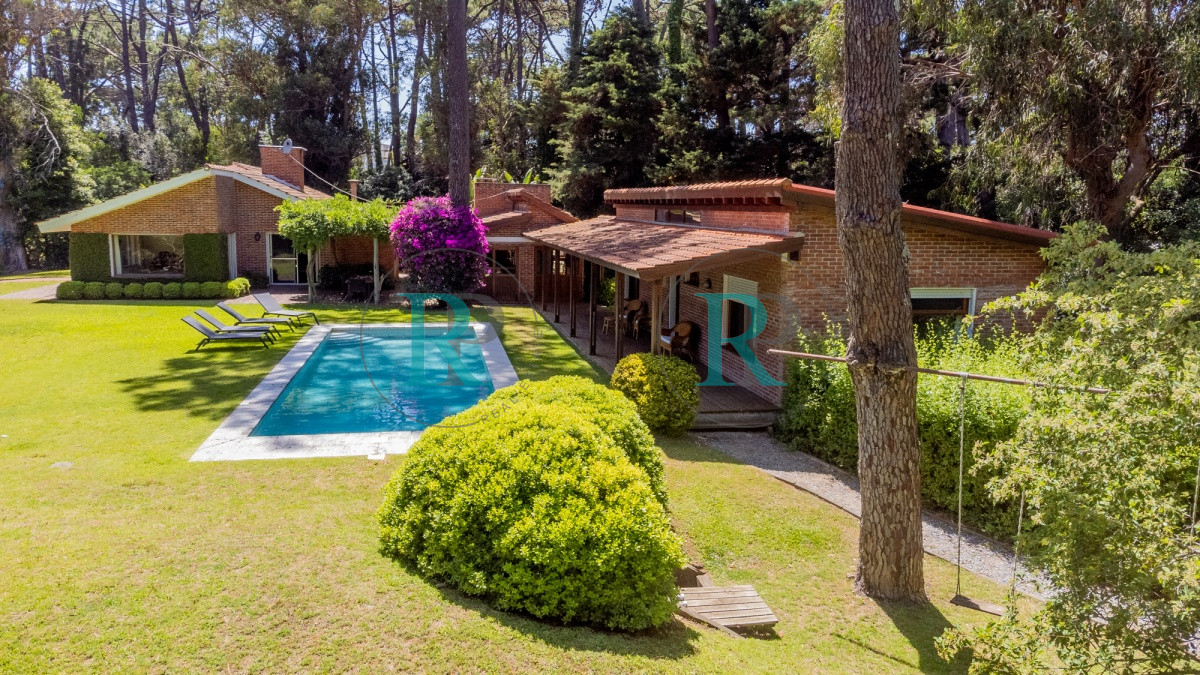 Casa ID.674 - ALQUILER DE VERANO 6 DORMITORIOS Y DEPENDENCIA 