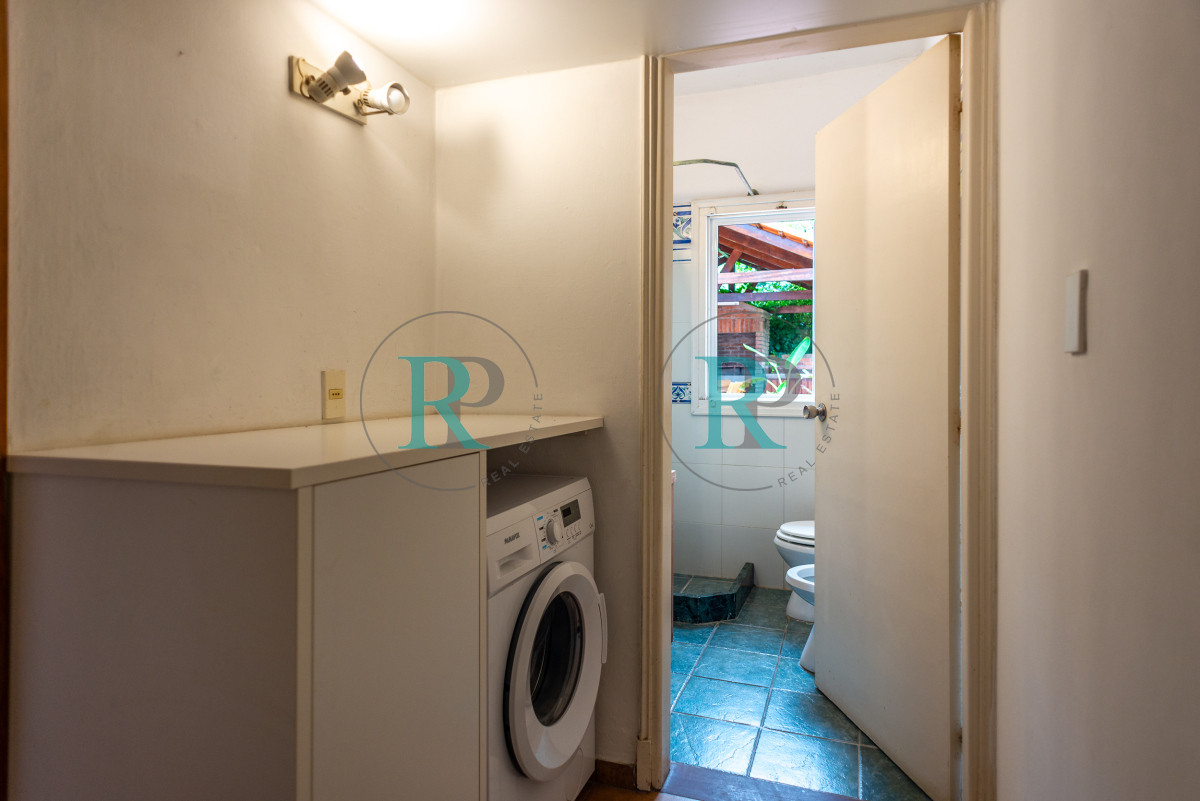 Casa ID.2389 - 3 dormitorios con piscina, Cantegril, Punta del Este