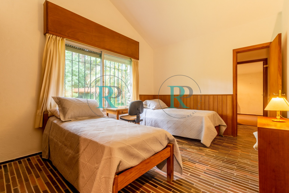 Casa ID.674 - ALQUILER DE VERANO 6 DORMITORIOS Y DEPENDENCIA 