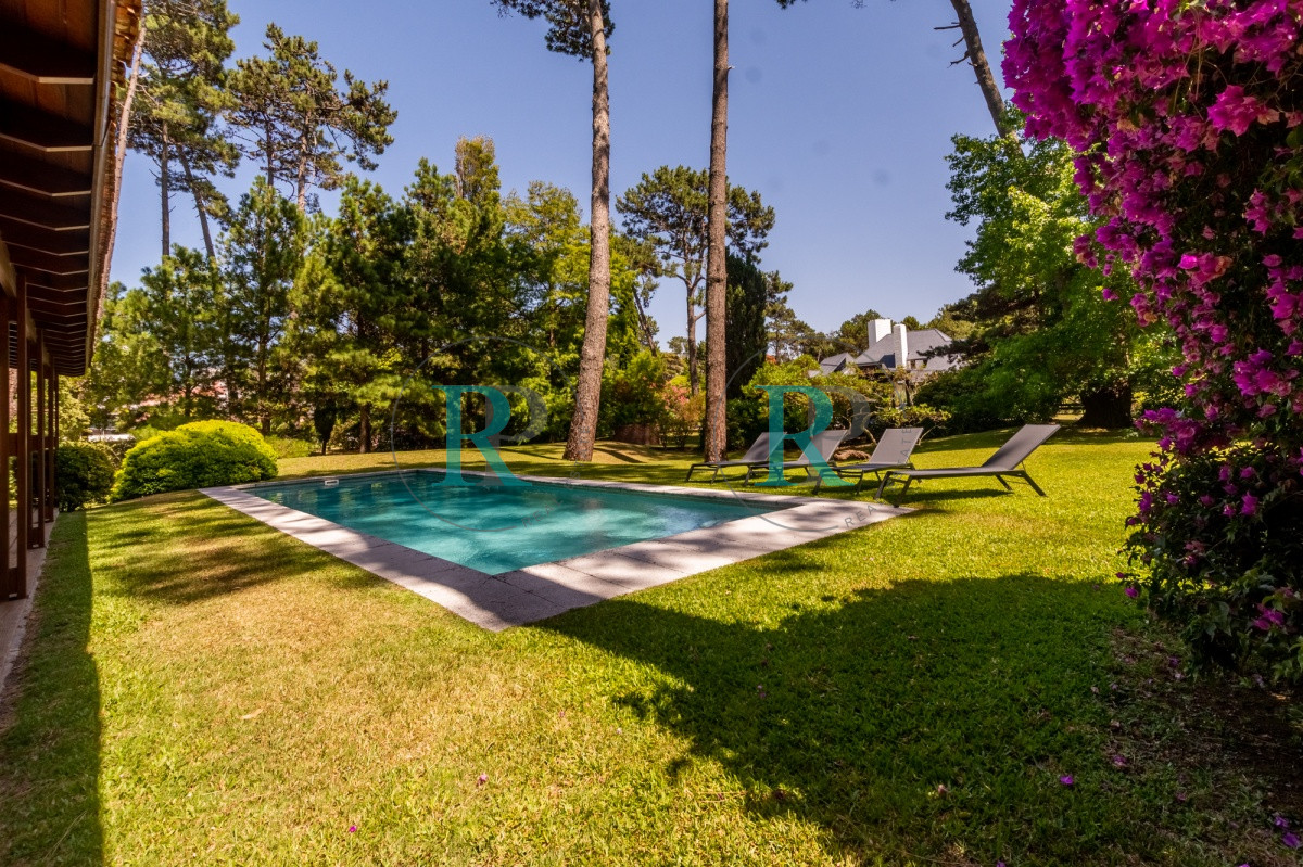Casa ID.674 - ALQUILER DE VERANO 6 DORMITORIOS Y DEPENDENCIA 