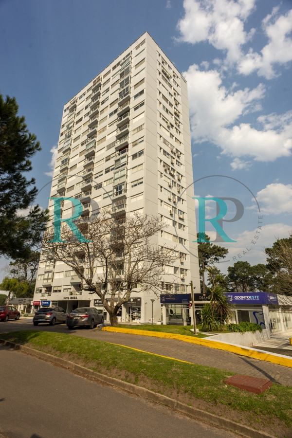 Apartamento ID.1982 - Apartamento de 3 dormitorios Roosevelt, Punta del Este