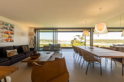 3 dormitorios y dependencia - Tiburon Terrazas Barra - Punta del Este