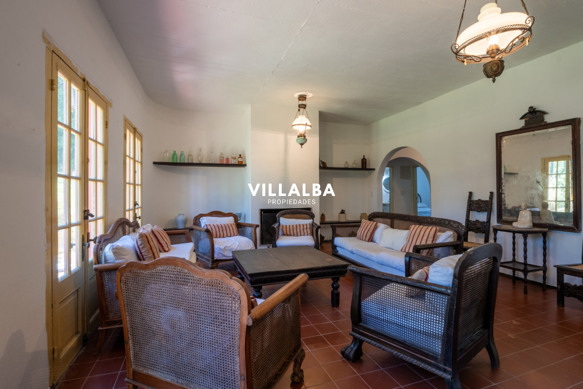 Apartamento ID.4247 - Casa de estilo en Pinares, 4 habitaciones y 3 baños