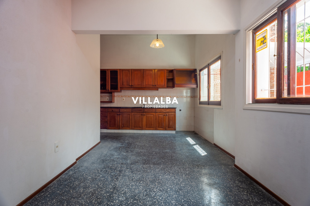 Casa ID.3932 - Casa en Pinares 2 dormitorios, solida construccion