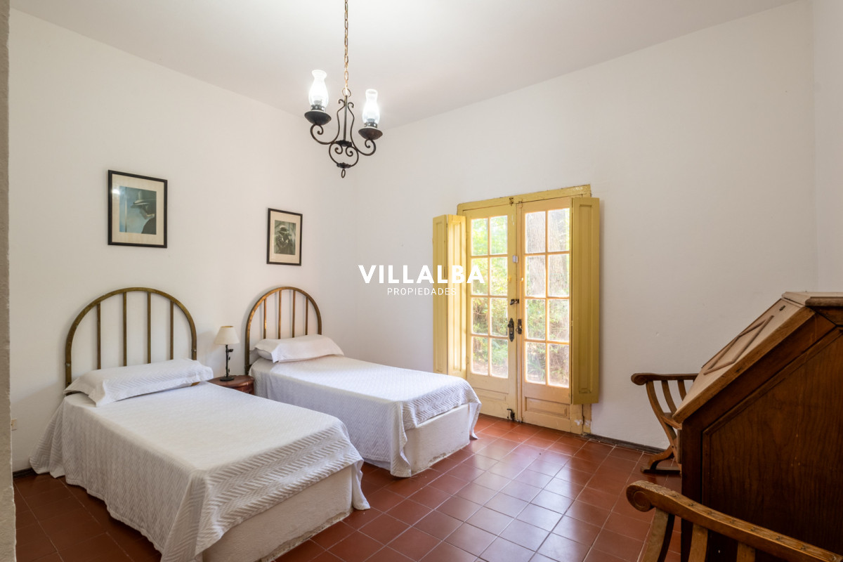 Apartamento ID.4247 - Casa de estilo en Pinares, 4 habitaciones y 3 baños