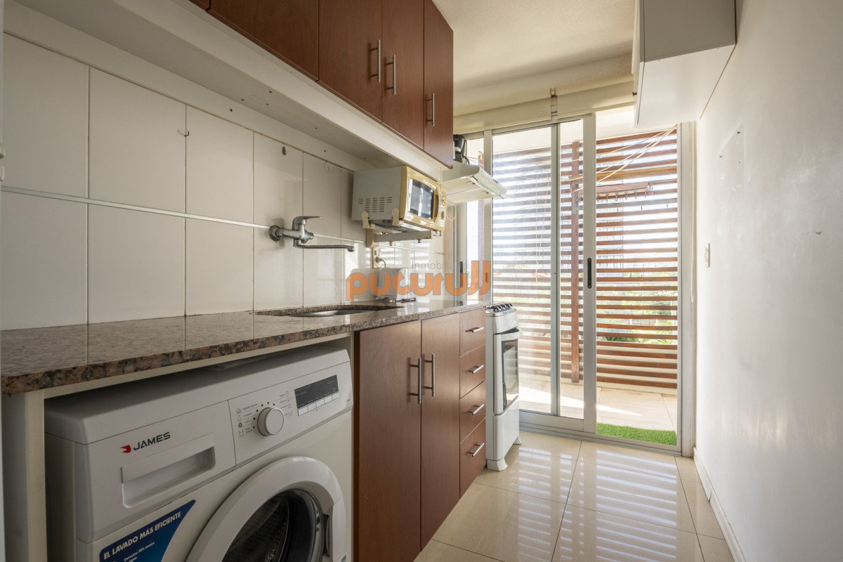 Apartamento ID.2762 - 2 dormitorios en Playa Mansa cerca del Mar