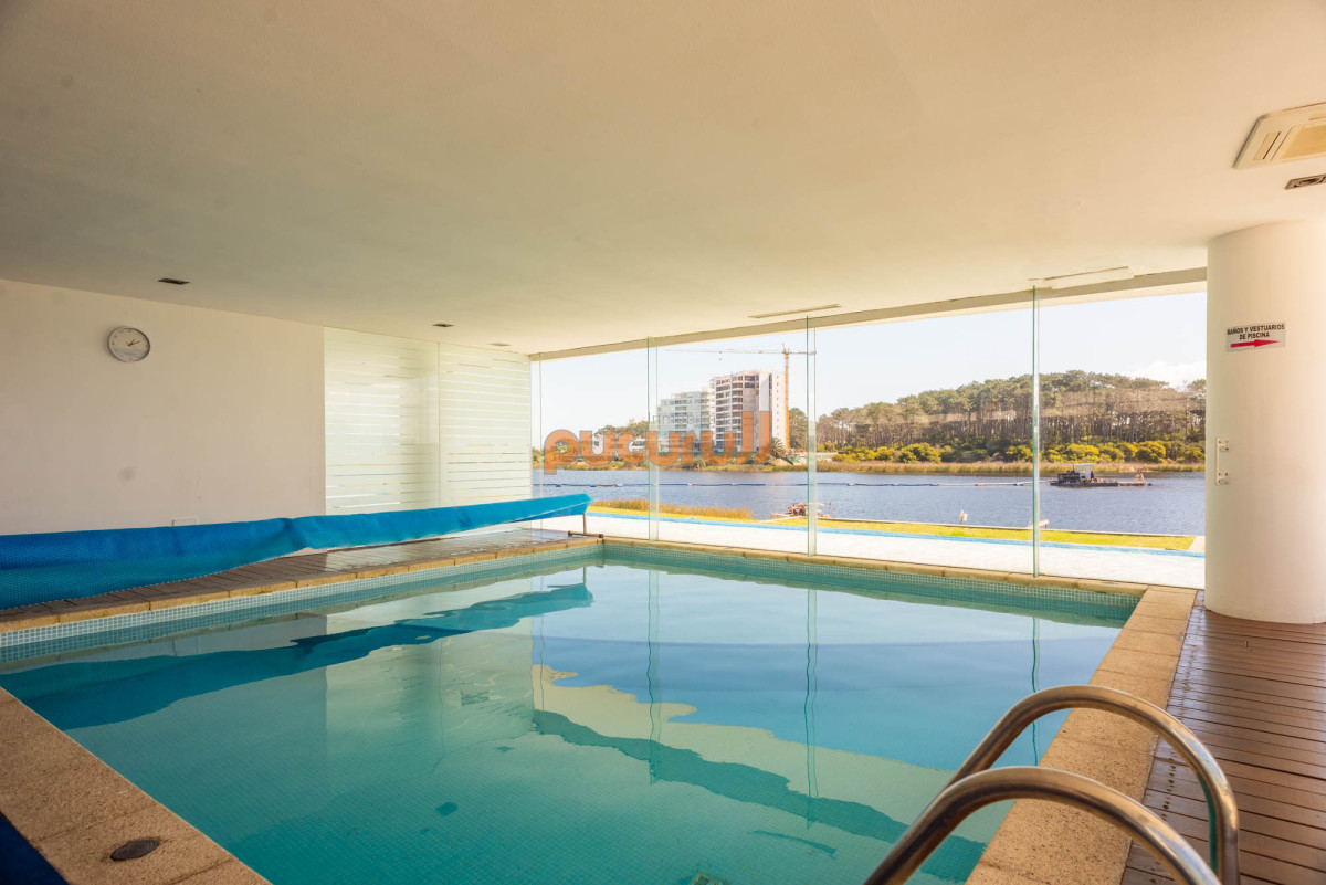 Apartamento ID.1845 - 3 dormitorios vista despejada a la laguna y al mar.