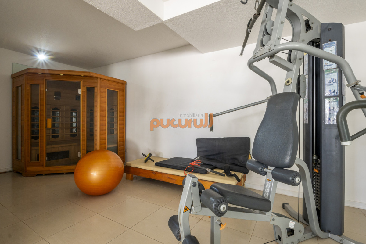 Apartamento ID.2762 - 2 dormitorios en Playa Mansa cerca del Mar