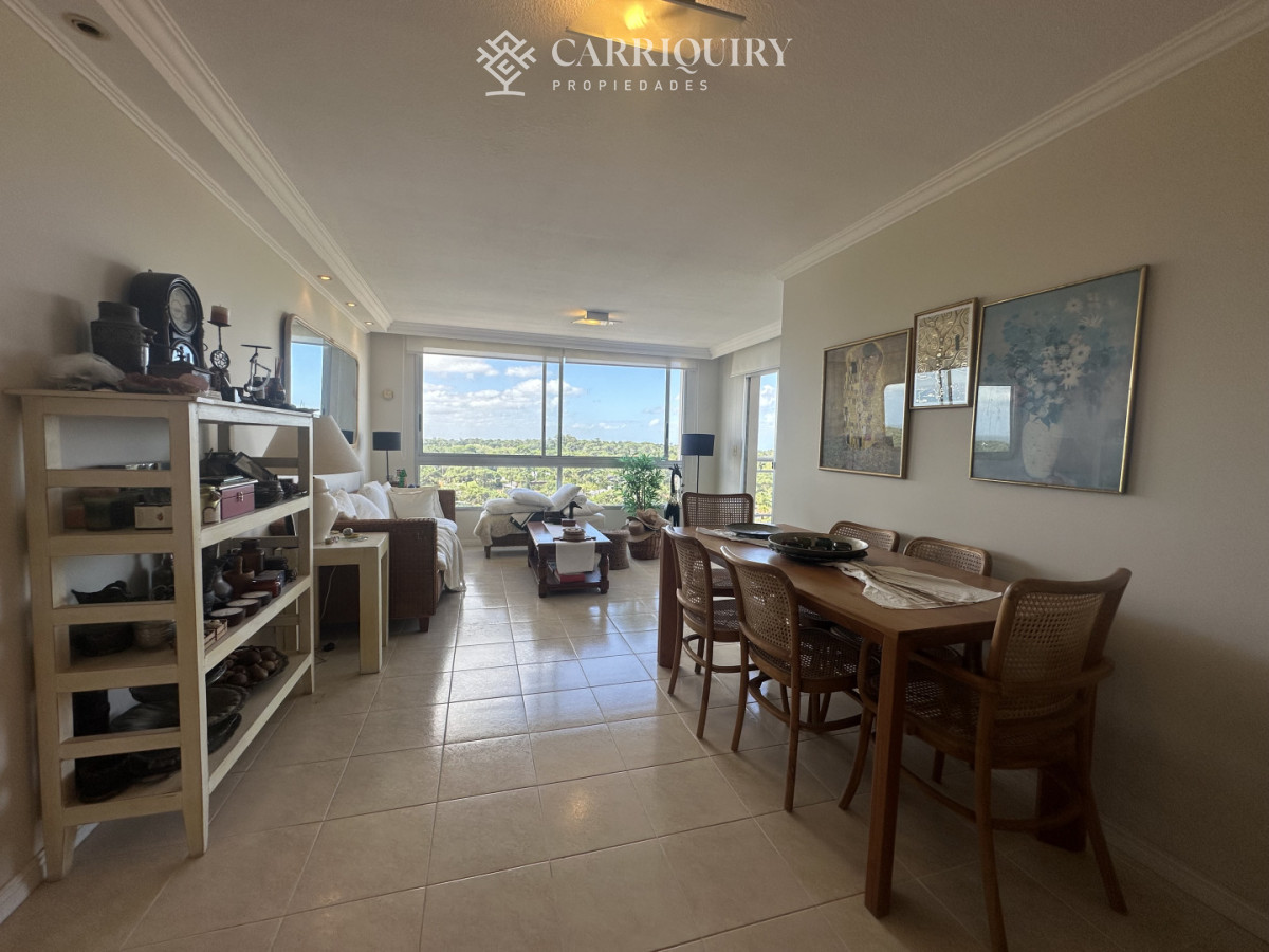 Apartamento ID.9699 - 3 dormitorios piso alto, Roosevelt