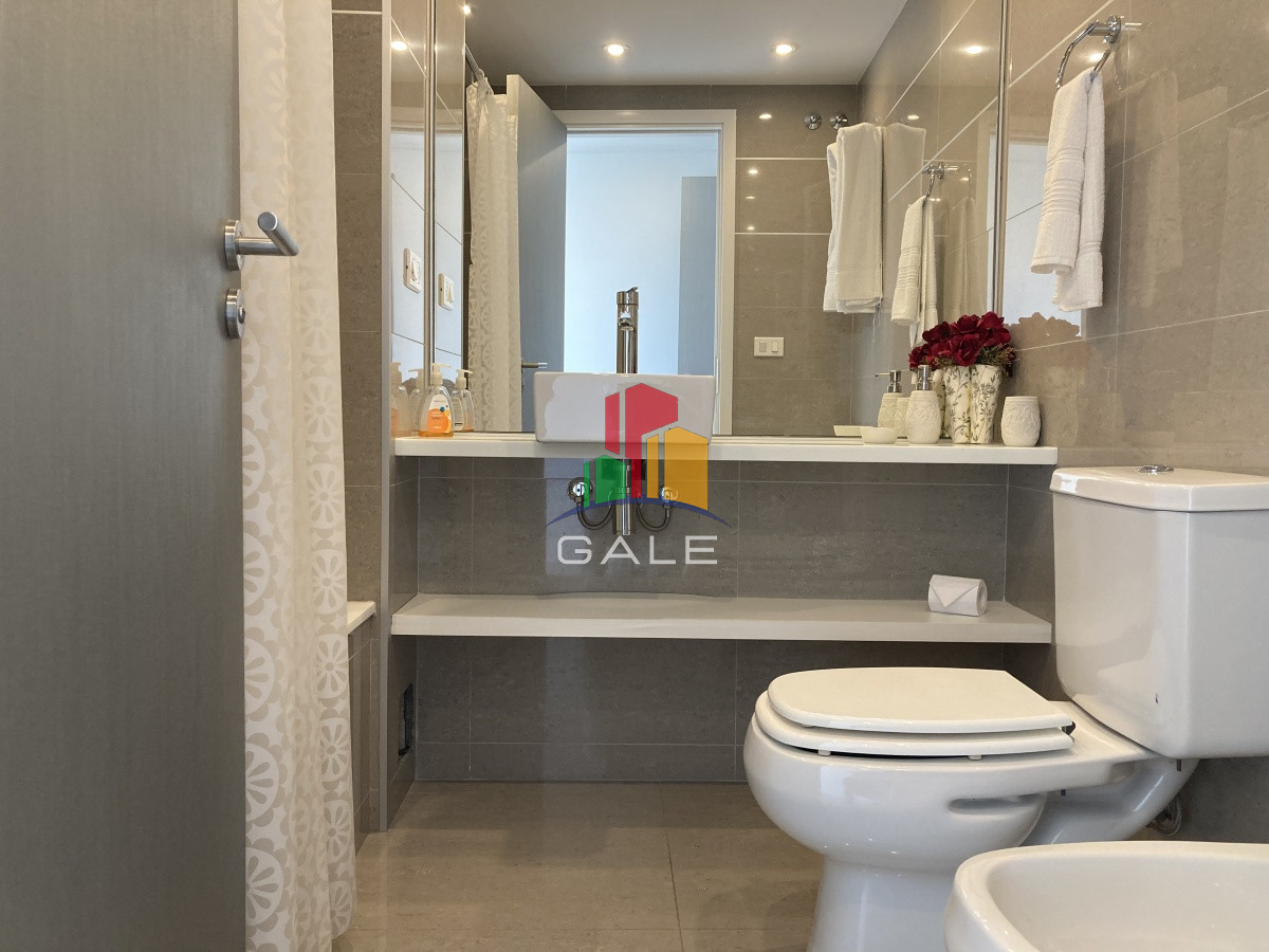 Apartamento ID.2249 - 2 suites en playa mansa con garage