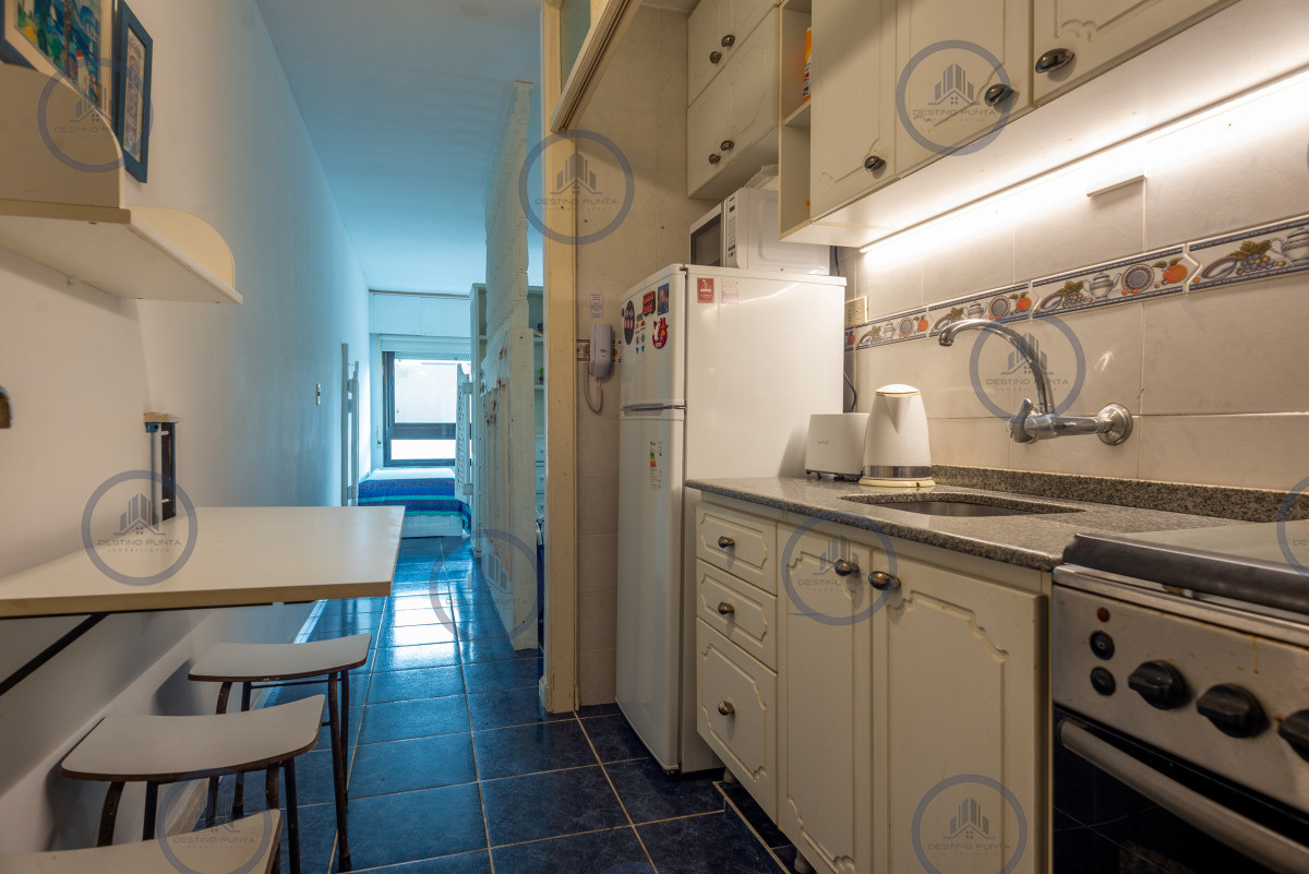 Apartamento ID.2862 - Monoambiente frente al mar en Venta, Playa Mansa