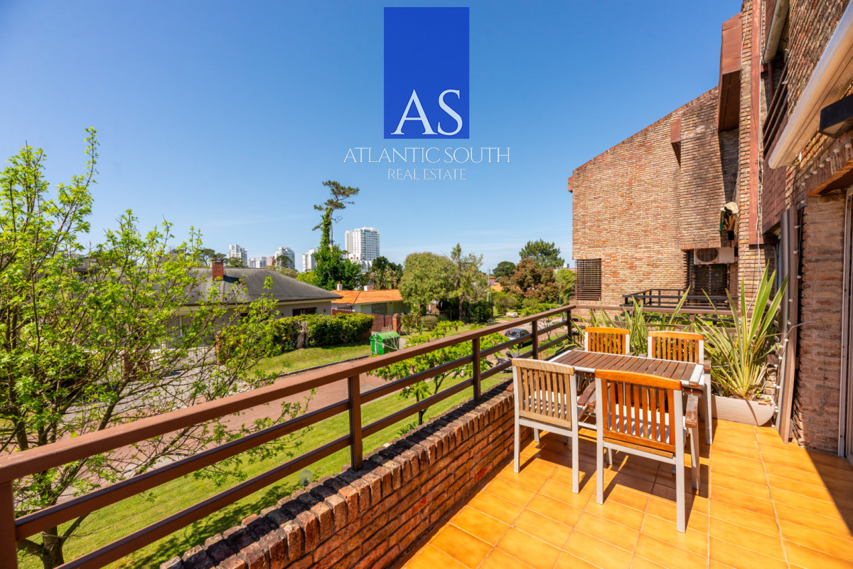 Apartamento ID.4432 - VENTA DEPARTAMENTO 3 DORMITORIOS PLAYA MANSA