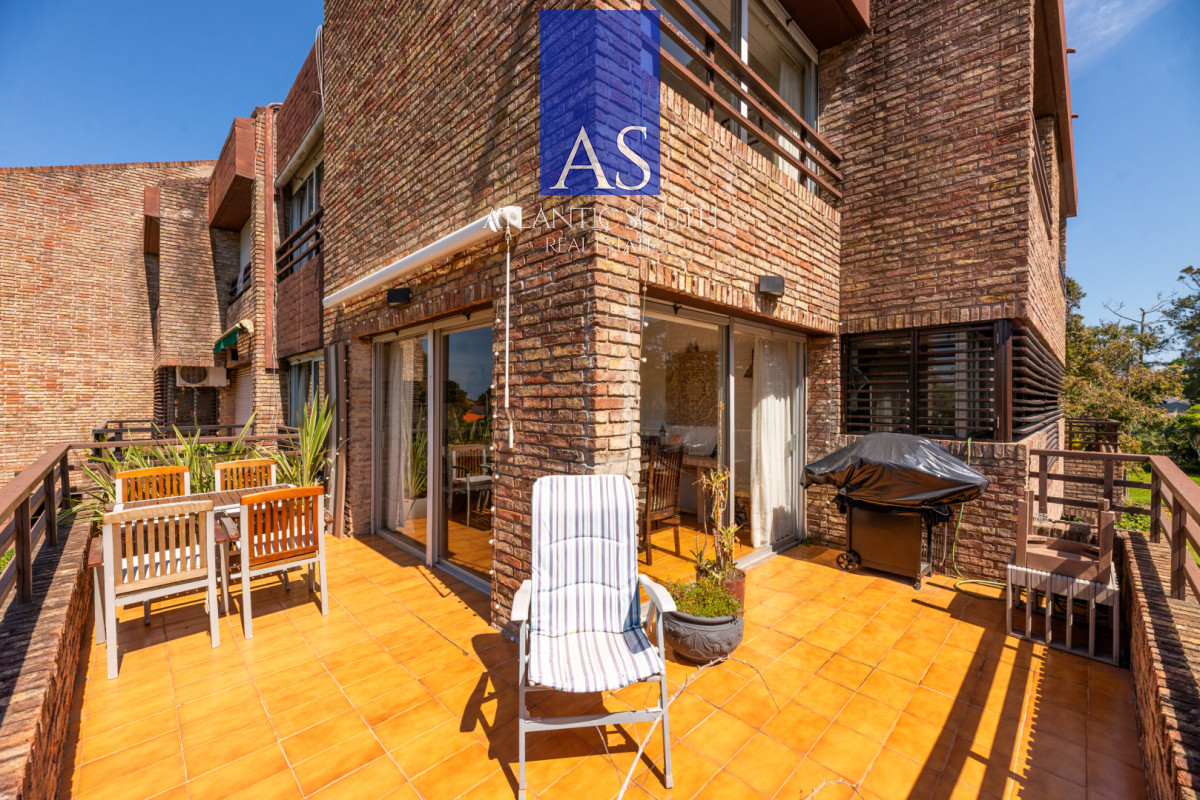 Apartamento ID.4432 - VENTA DEPARTAMENTO 3 DORMITORIOS PLAYA MANSA