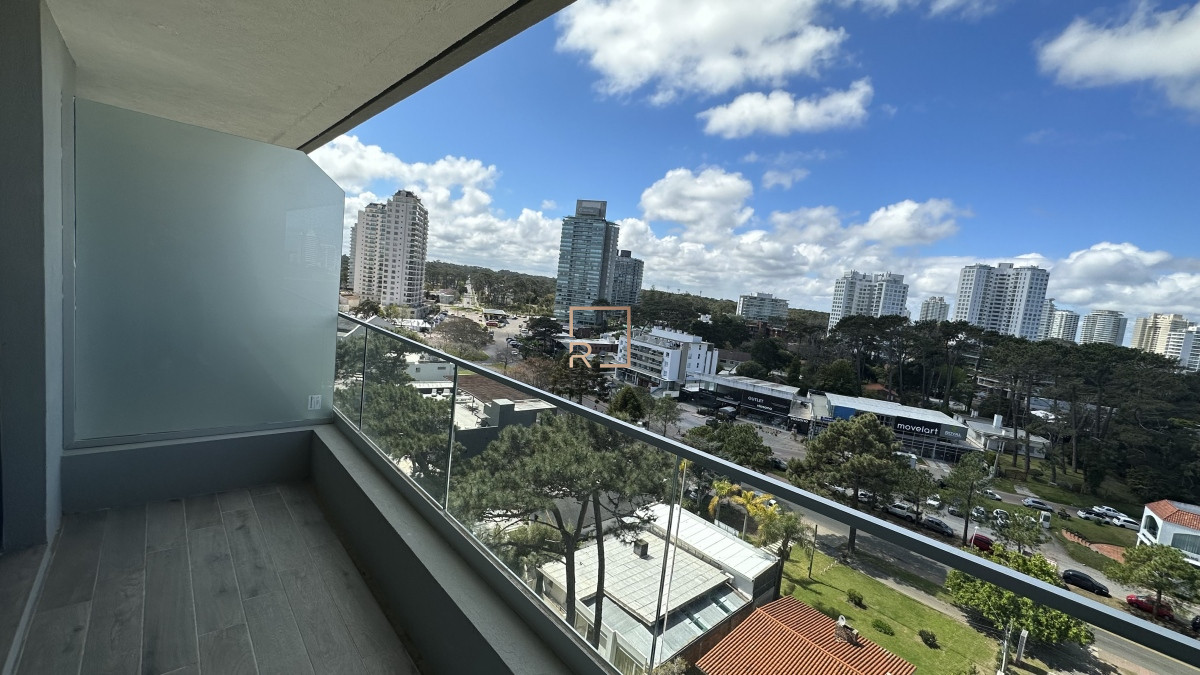 Apartamento ID.354 - Monoambiente a estrenar con Torre con servicios - Punta del Este