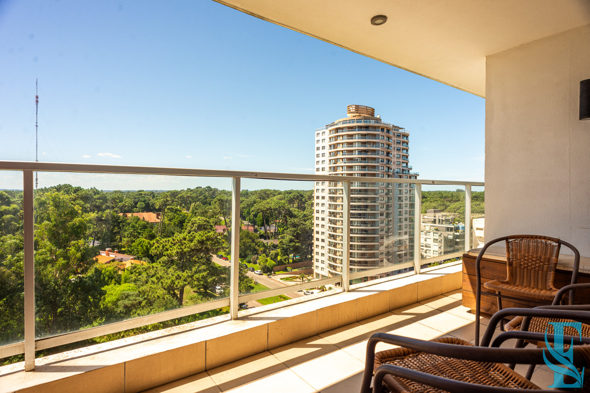 Apartamento ID.633 - Venta 2 Dormitorios Vista Despejada, Roosevelt, Punta del Este