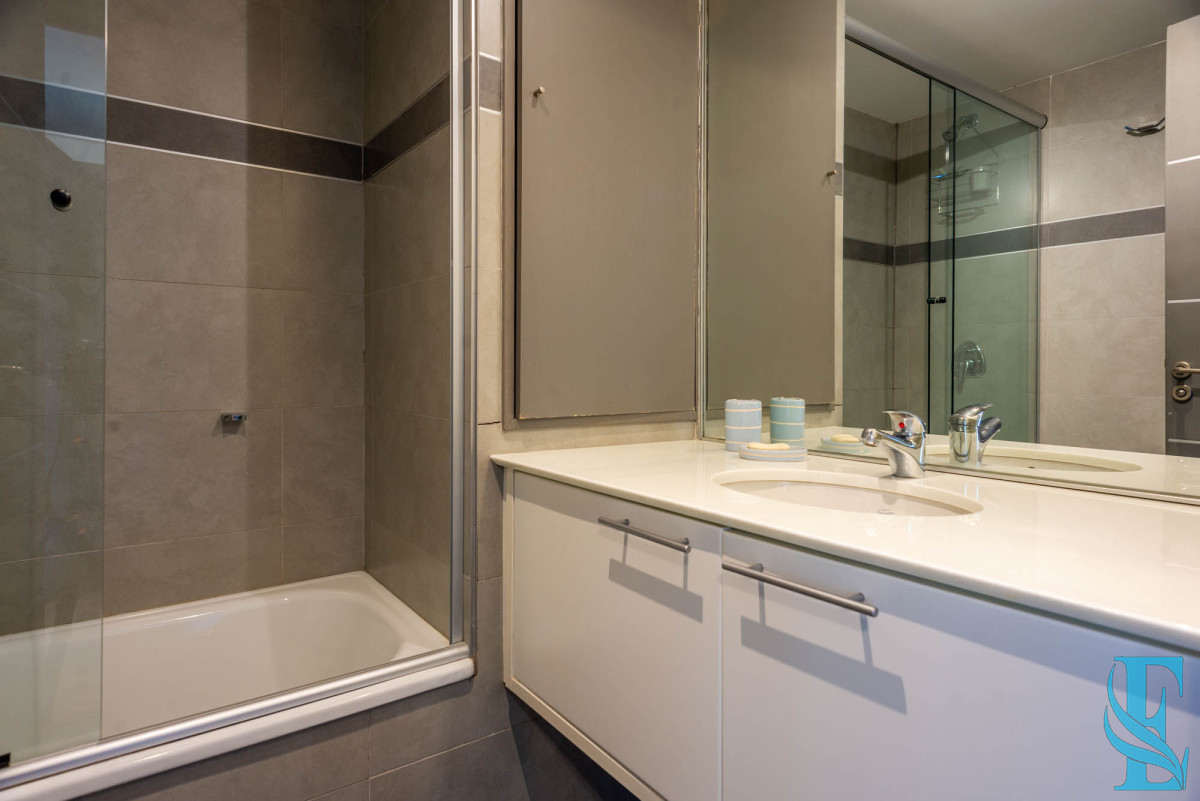Apartamento ID.447 - 3 dormitorios vista despejada a la laguna y al mar.