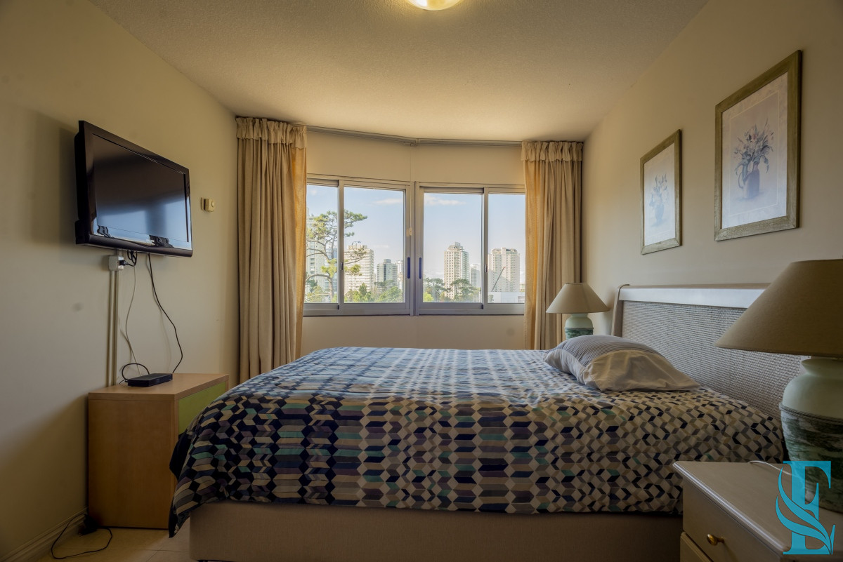 Apartamento ID.389 - 3 dormitorios, Roosevelt , Punta del Este