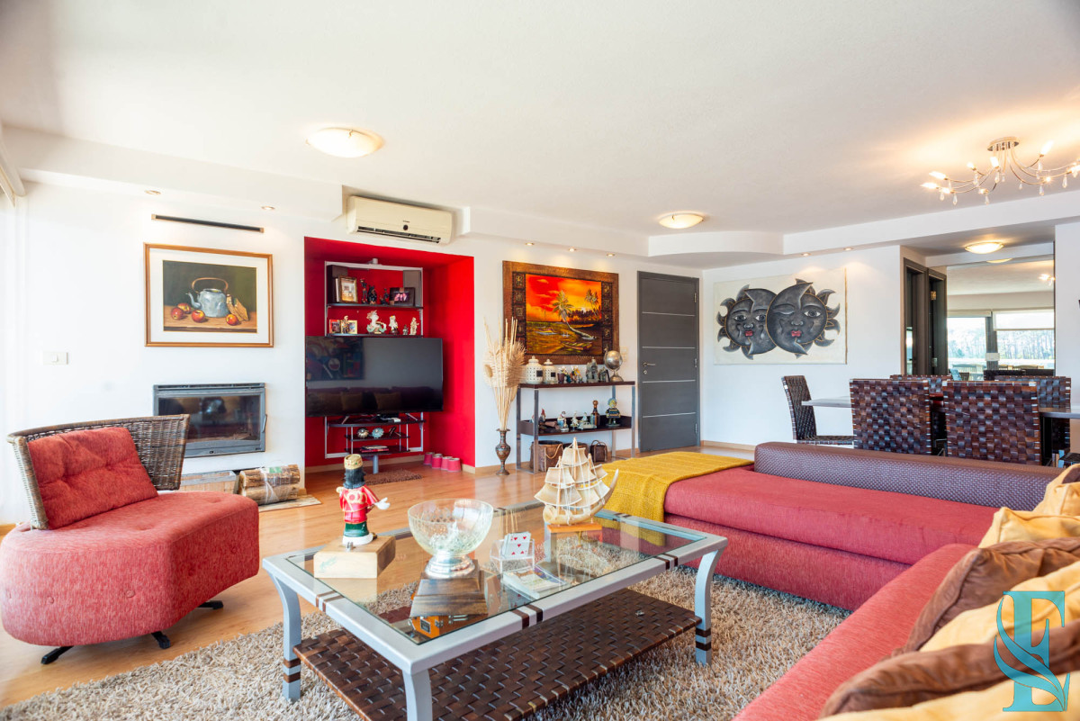Apartamento ID.447 - 3 dormitorios vista despejada a la laguna y al mar.