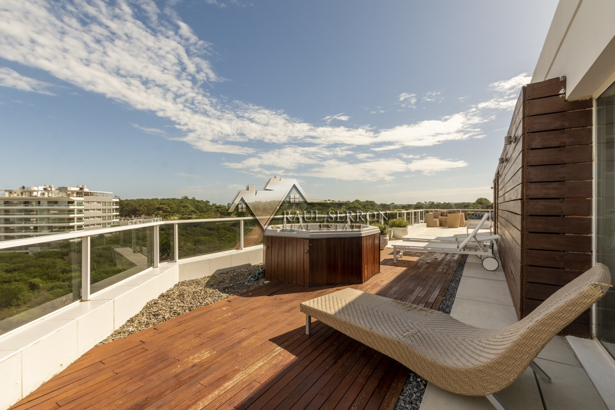 Apartamento ID.273 - VENTA PENT-HOUSE FRENTE AL MAR 5 DORMITORIOS + LOFT