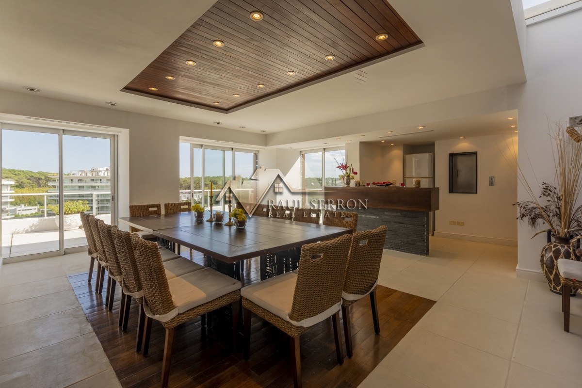 Apartamento ID.273 - VENTA PENT-HOUSE FRENTE AL MAR 5 DORMITORIOS + LOFT