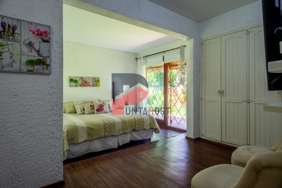 Casa ID.525 - Alquiler 5 dormitorios piscina climatizada Punta del Este