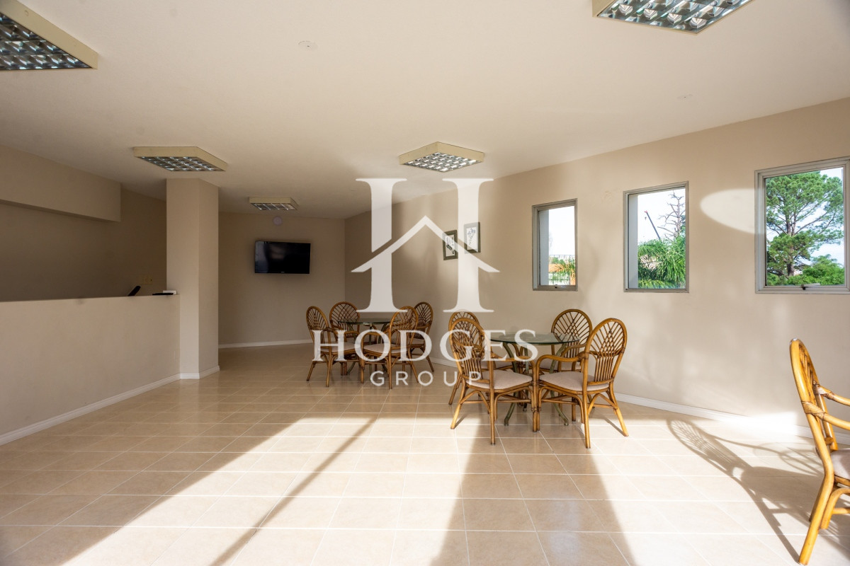 Apartamento ID.656 - Monoambiente con garage, Punta del Este