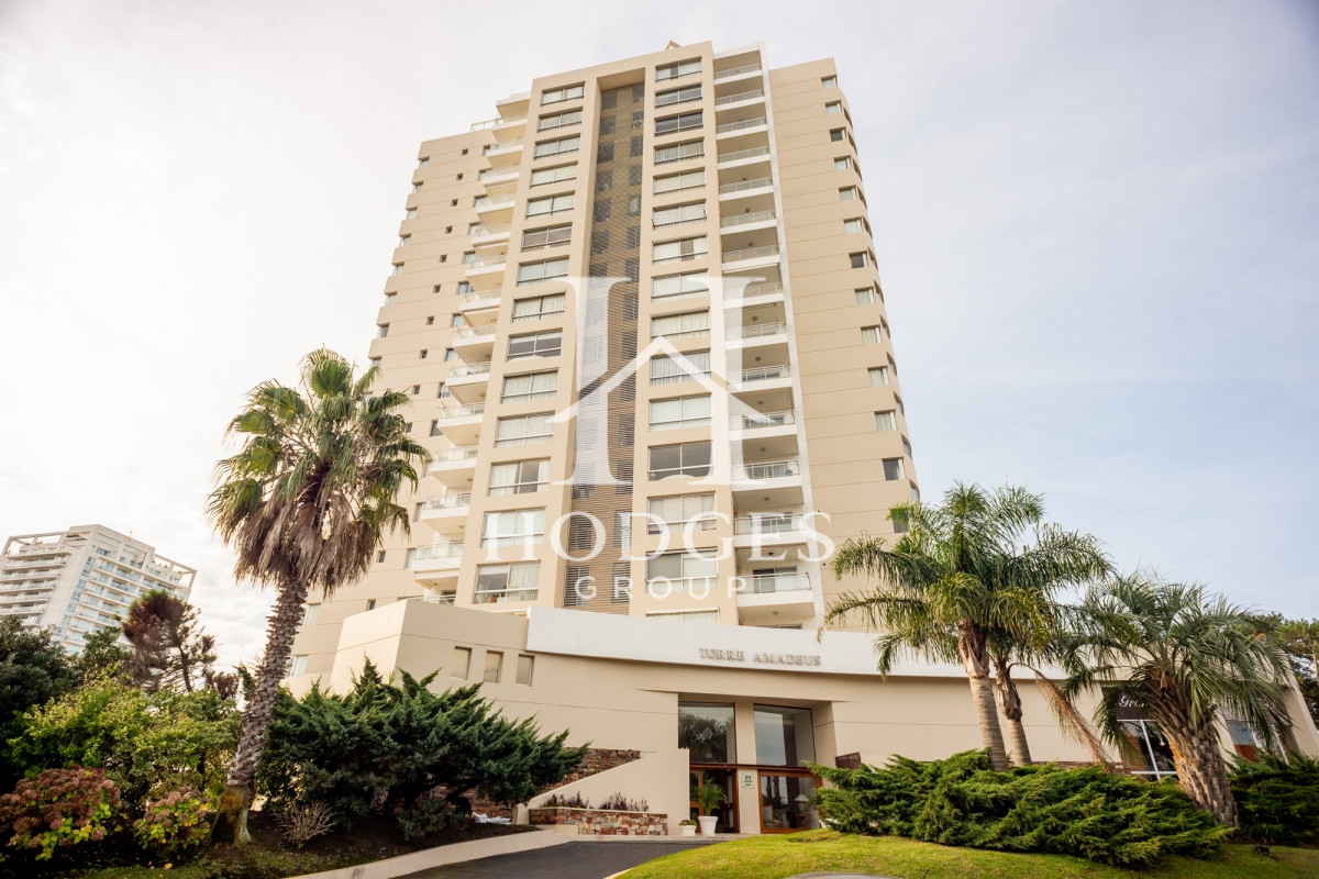 Apartamento ID.656 - Monoambiente con garage, Punta del Este