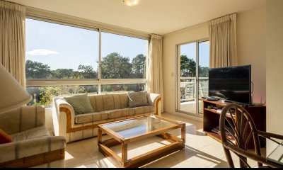 VENTA 3 DORMITORIOS PUNTA DEL ESTE ROOSEVELT MUY BIEN UBICADO