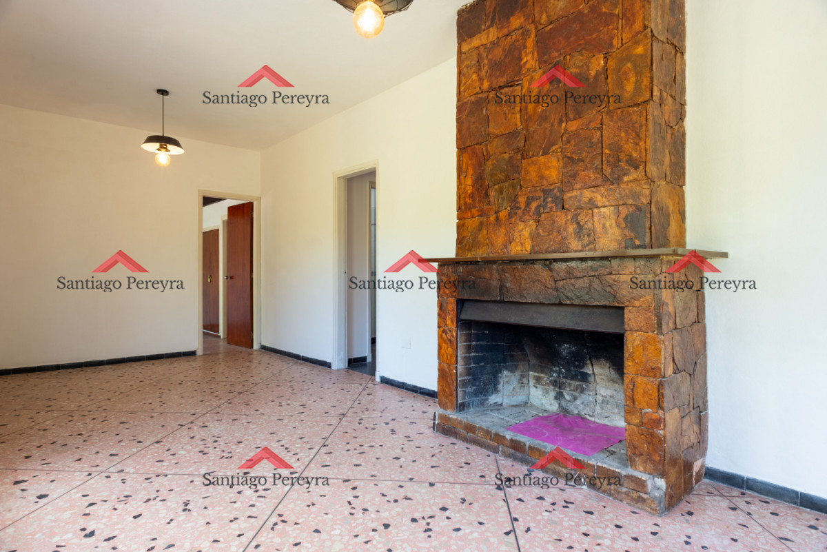 Casa ID.16832 - Casa en Pinares 2 dormitorios, solida construccion