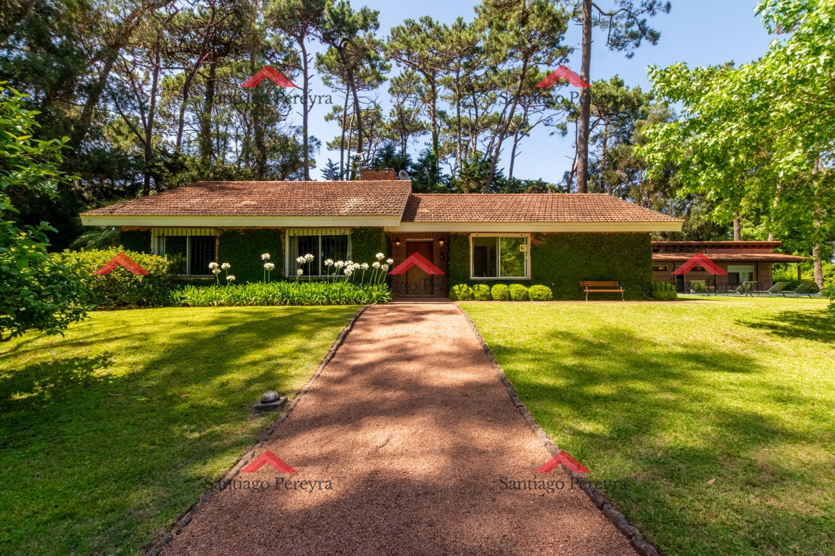 Casa ID.13552 - ALQUILER DE VERANO 6 DORMITORIOS Y DEPENDENCIA 